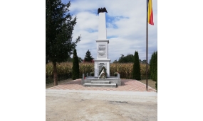 Monumentul Eroilor din satul Cârligi